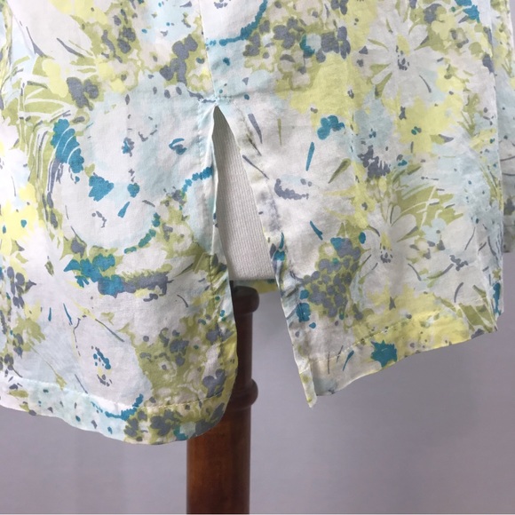 i.e. relaxed 100% Cotton Floral Button Down Roll Sleeve Blouse Size: 8 - Picture 5 of 14
